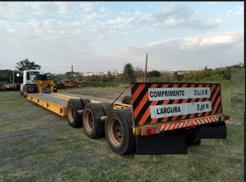 Imagem ilustrativa de Transporte com carreta rebaixada lagartixa